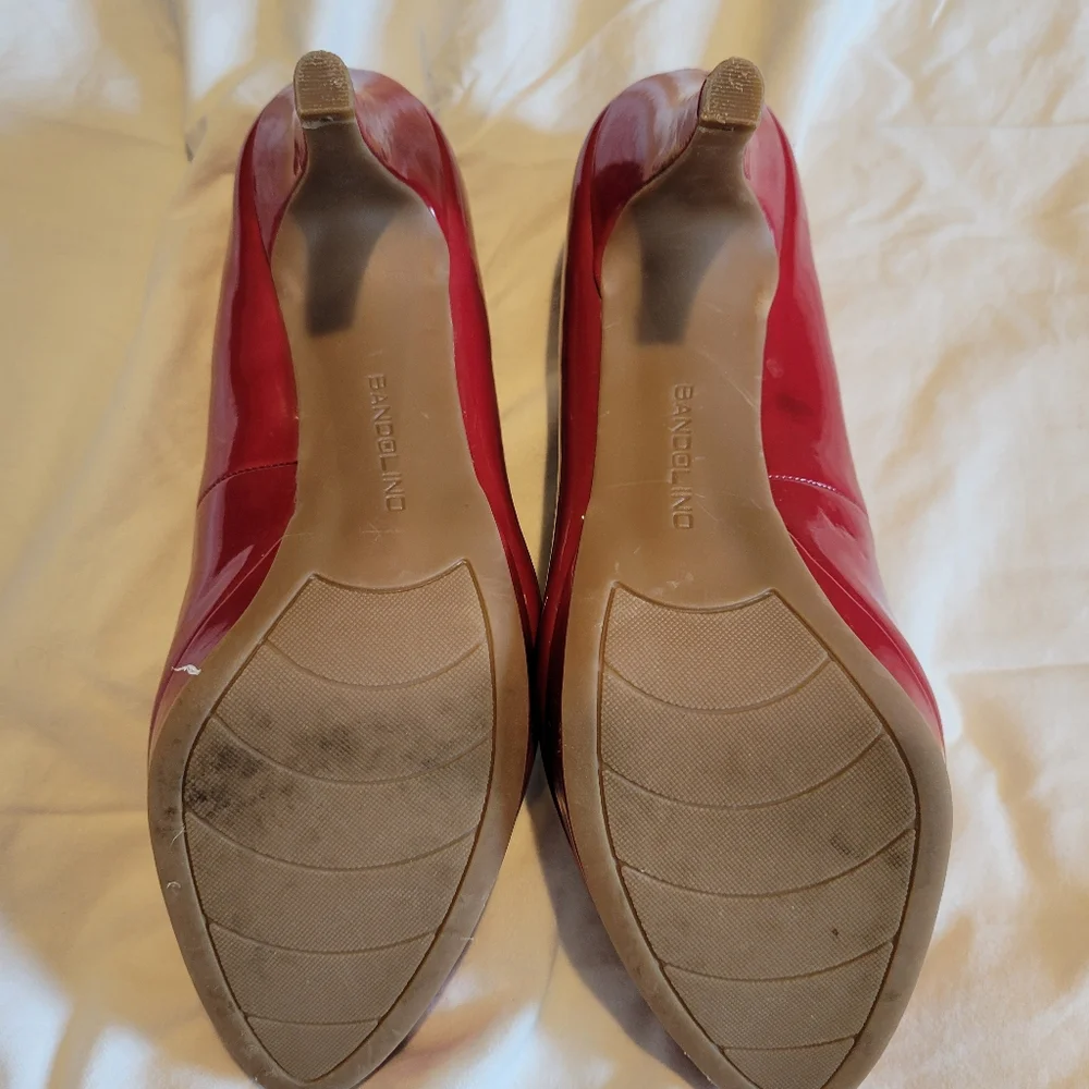 Bandolino Red Pumps, size 9 1/2 - Picture 5 of 5